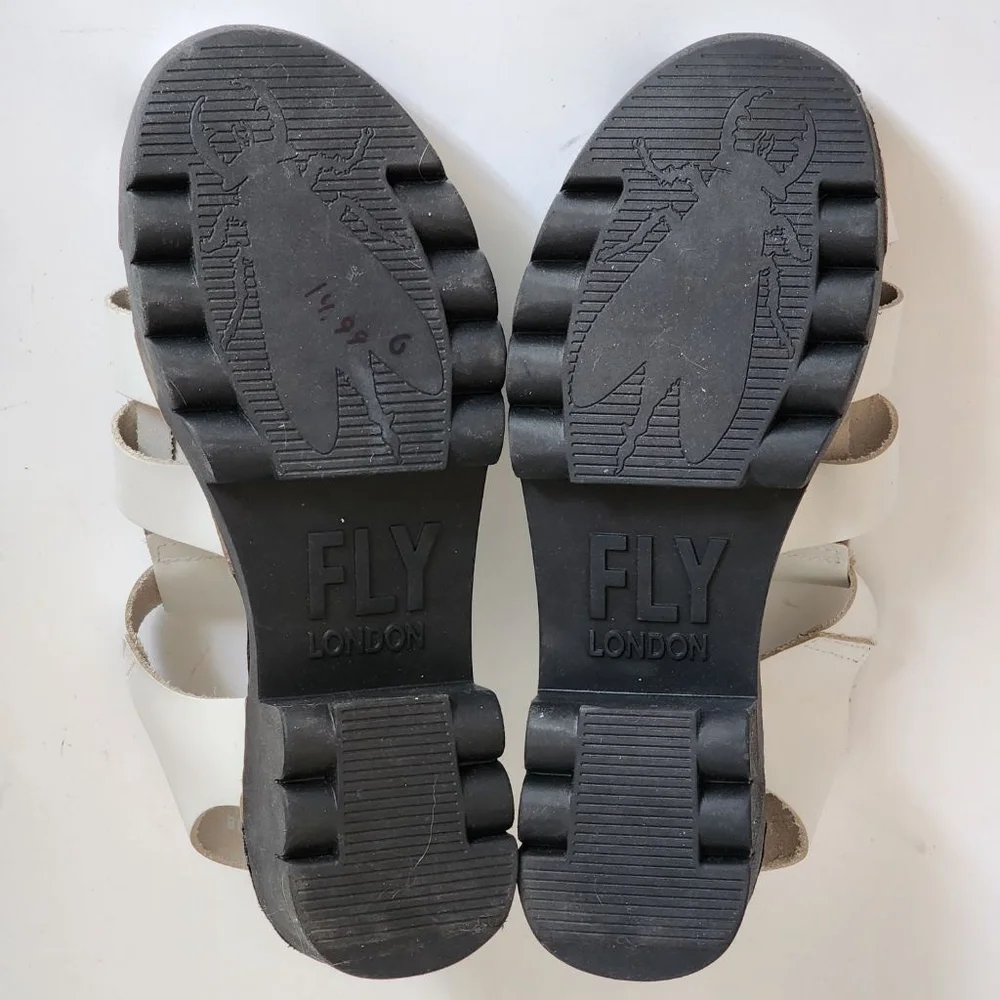 FLY LONDON Emme Platform Fisherman White Sandals Lug Sole Size 39 8.5 - Picture 8 of 8
